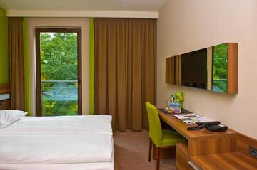 Фото номера Двухместный номер с 1 кроватью Отель River Style Hotel &amp; SPA г. Реда 6